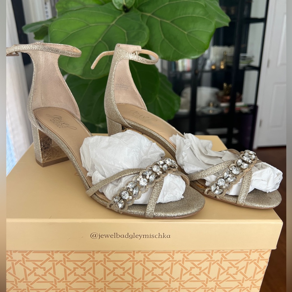 Jewel Badgley Mischka Silver  Women's Sandals